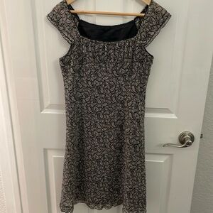 Lightweight Capsleeve Floral Paisley Dress